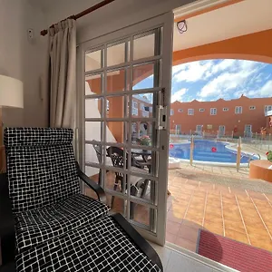 Gustamar 25 Apartamento