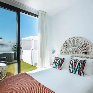 https://magno-apartments-penthouse-with-private-solarium-jacuzzi.es-andalucia.com